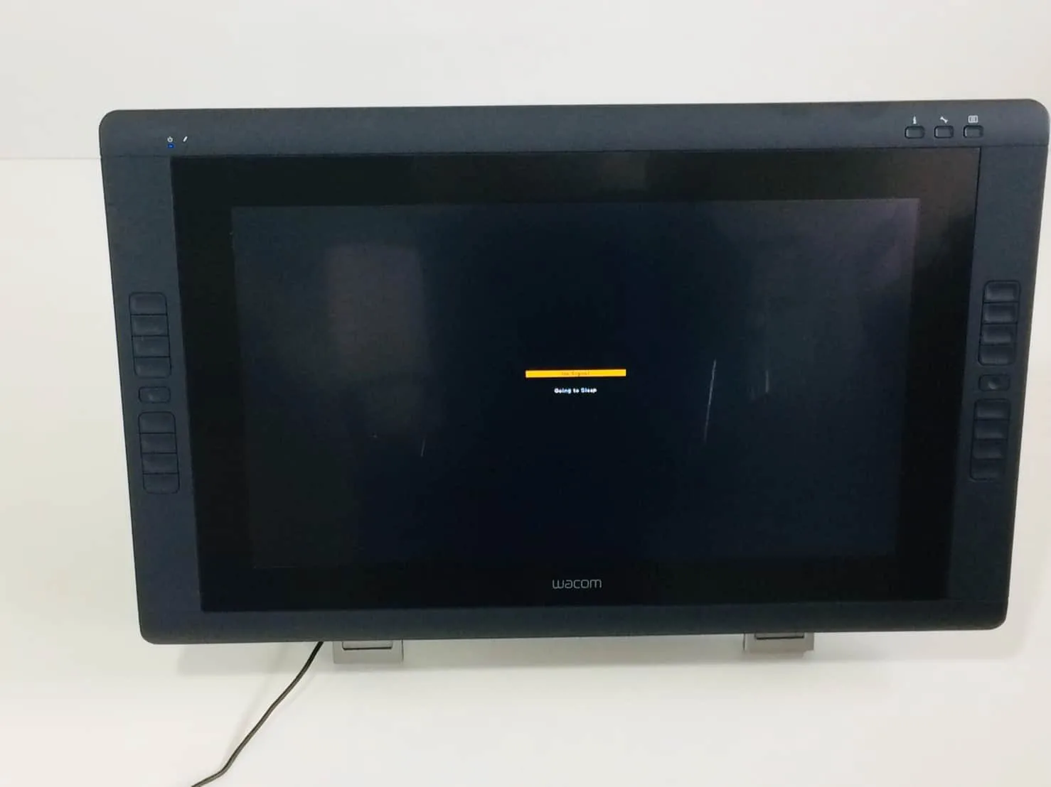 ワコム 液晶タブレット